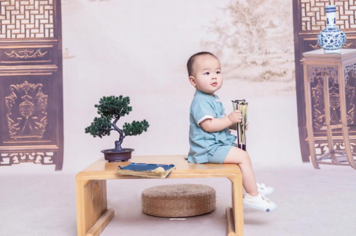 东莞宝宝几个月翻身才正常